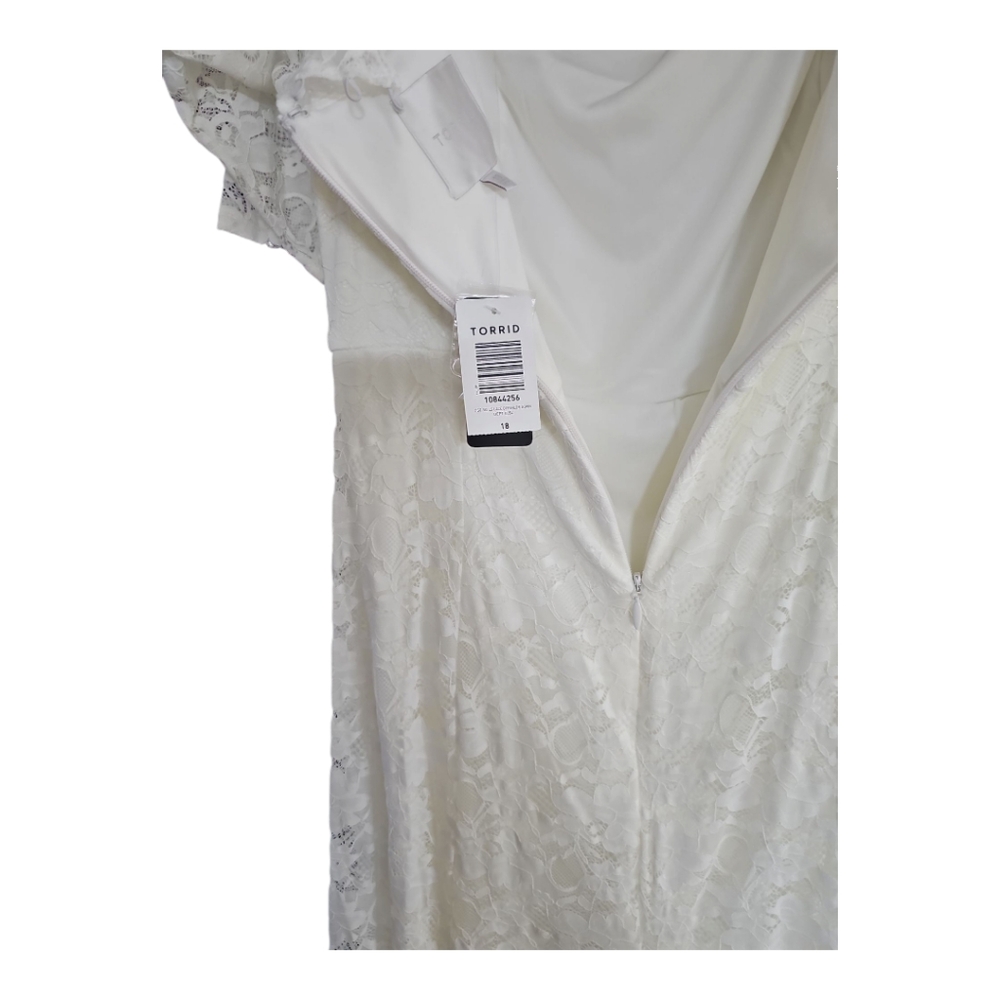 NWT Torrid Wedding Gown/Dress Ivory Lace Off Shoulder Fit & Flare 18 - Picture 15 of 15